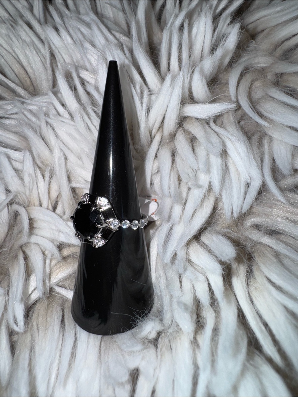 4 HOUR SALE ONLY ❤️ Bomb Party Ring - Picture 2 of 5